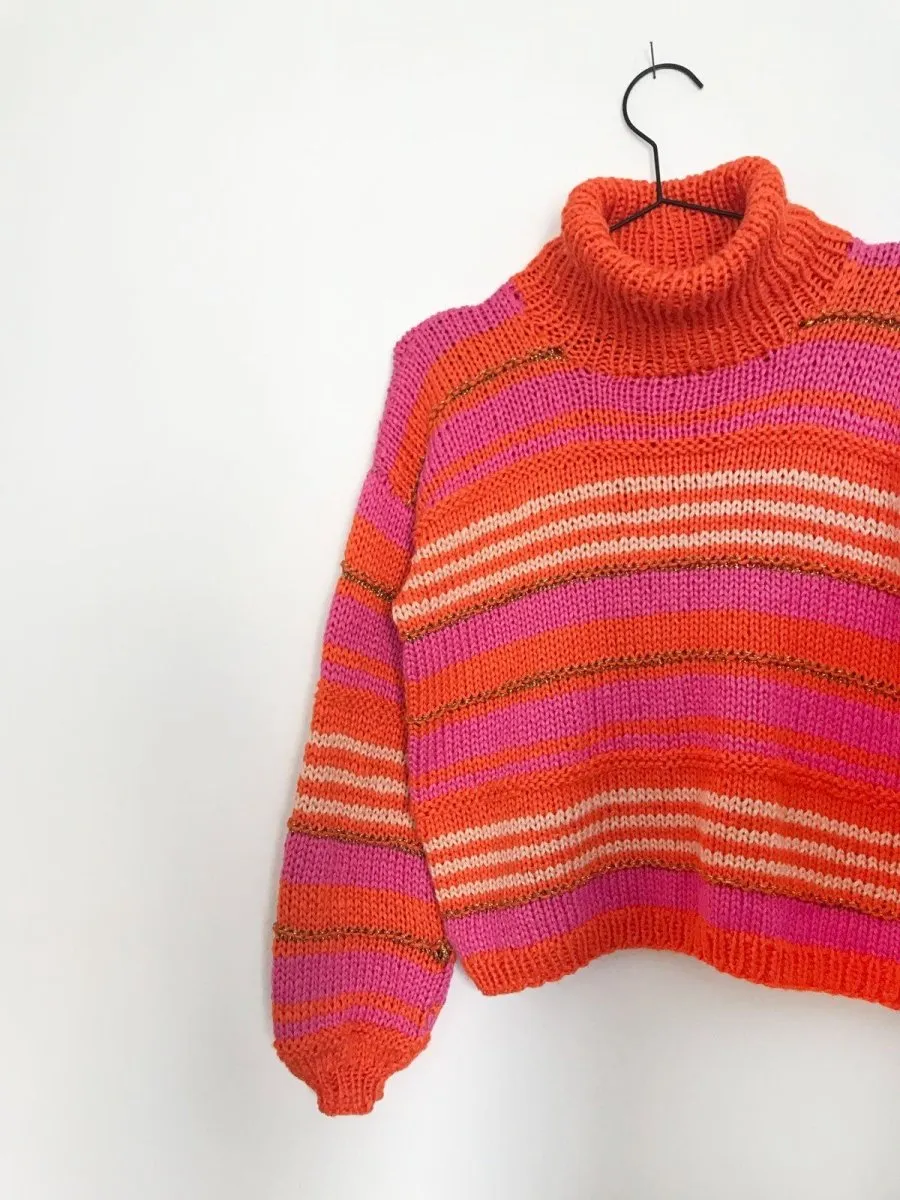 Alex Sweater af Spektakelstrik, strikkeopskrift
