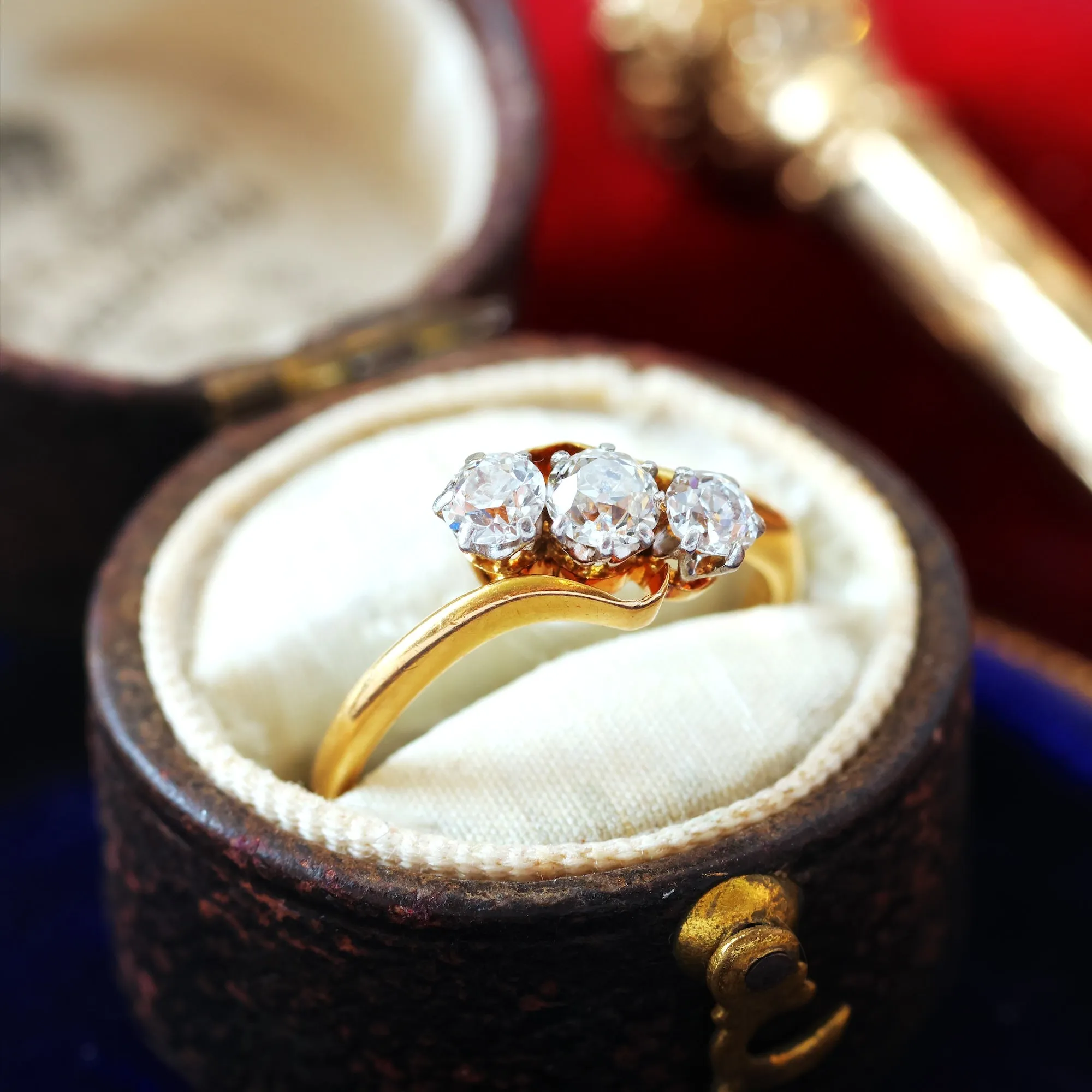 Antique Date 1912 Diamond Trilogy Crossover Ring