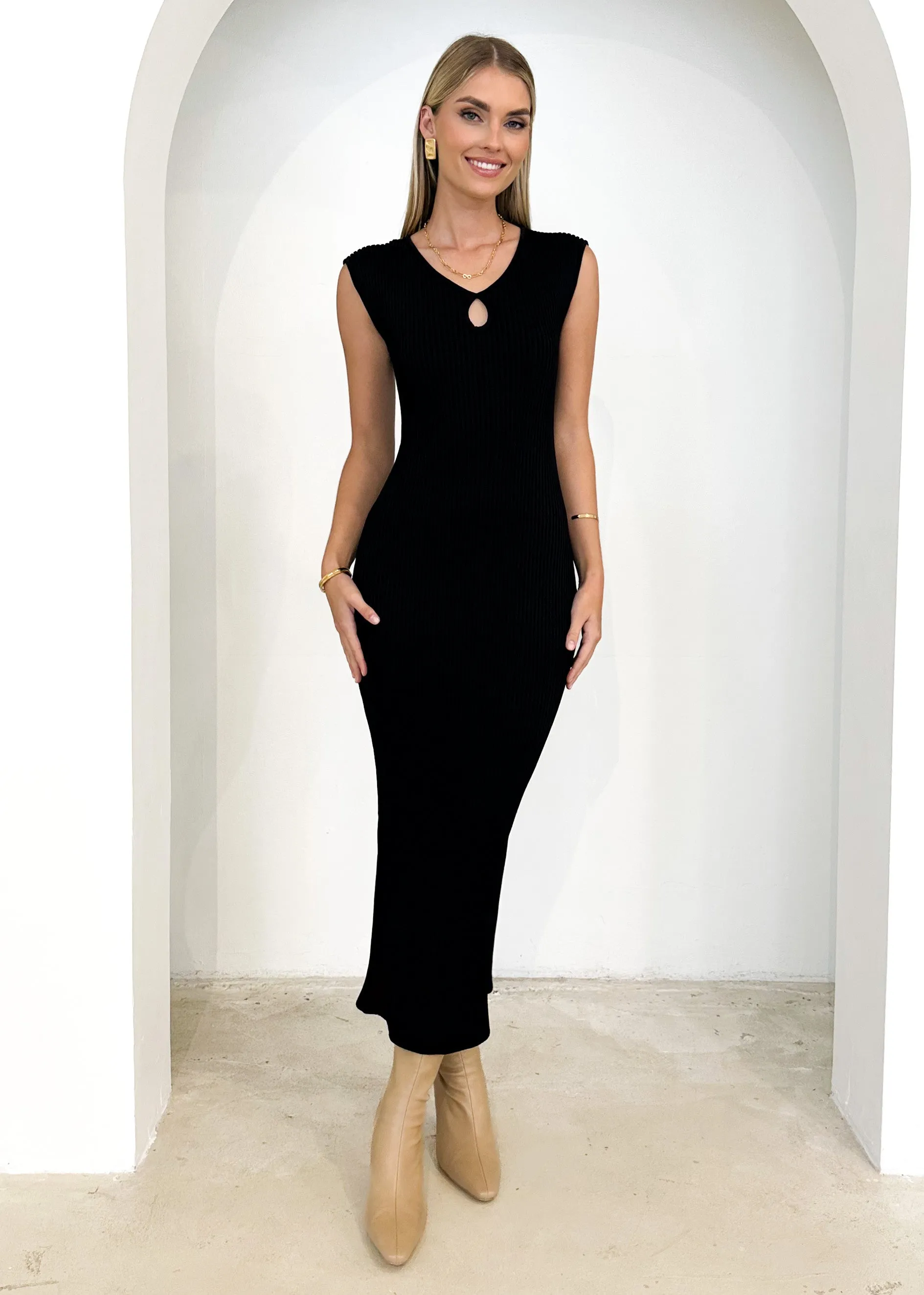Carver Knit Maxi Dress - Black