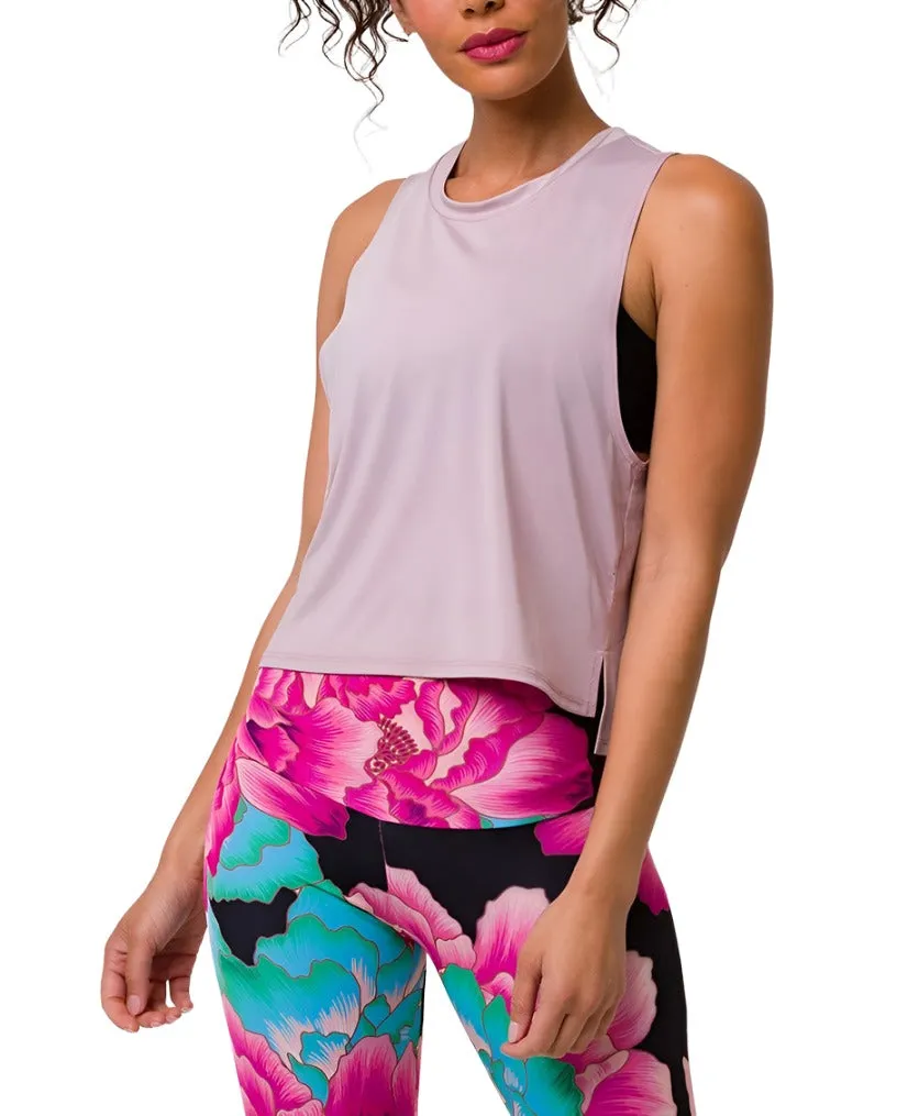 Last Chance! Onzie Flow Tempo Tank 3769