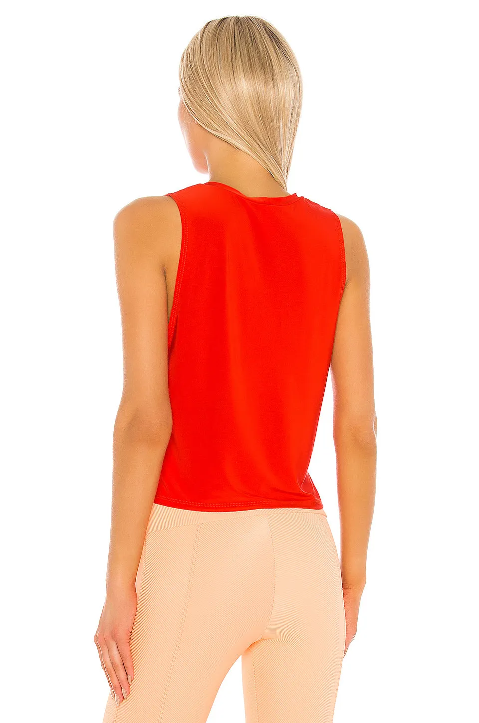 Last Chance! Onzie Flow Tempo Tank 3769