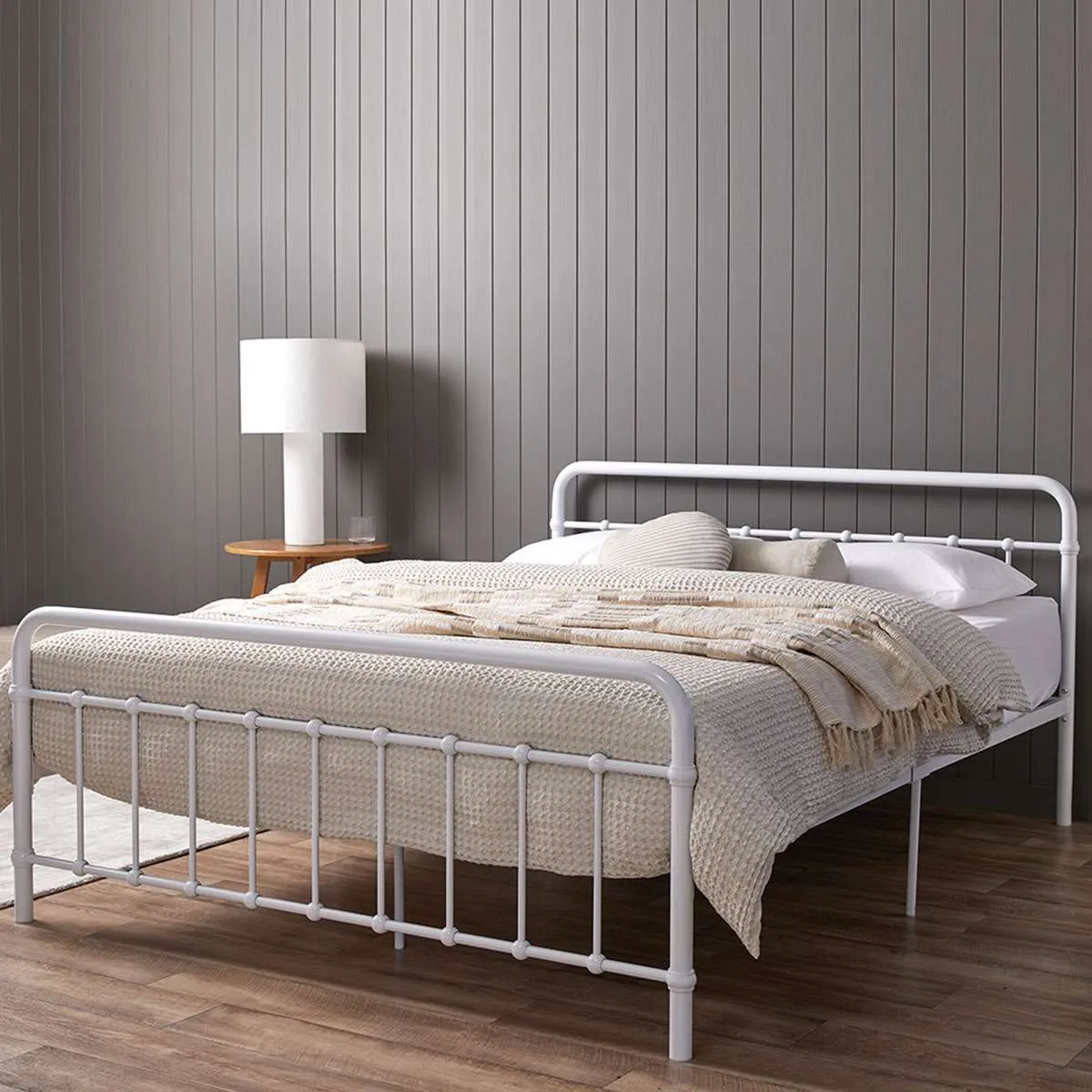 Sonata Queen Bed - White