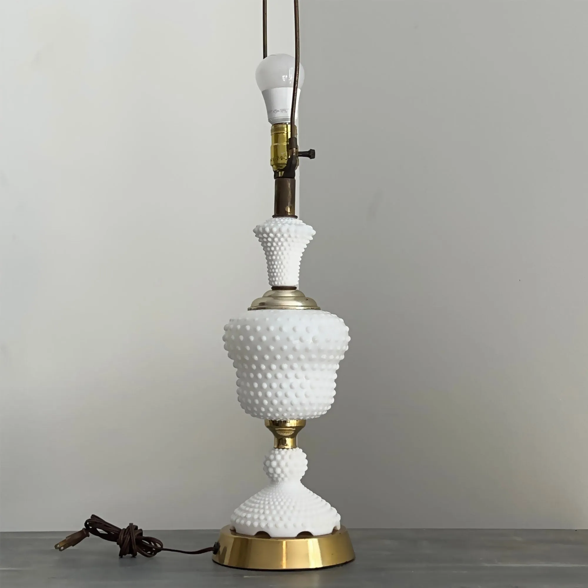 Vintage 21-in White Milk Glass Hobnail Tall Table Lamp